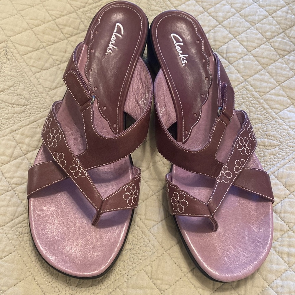 Clarkes women’s sandals, purple